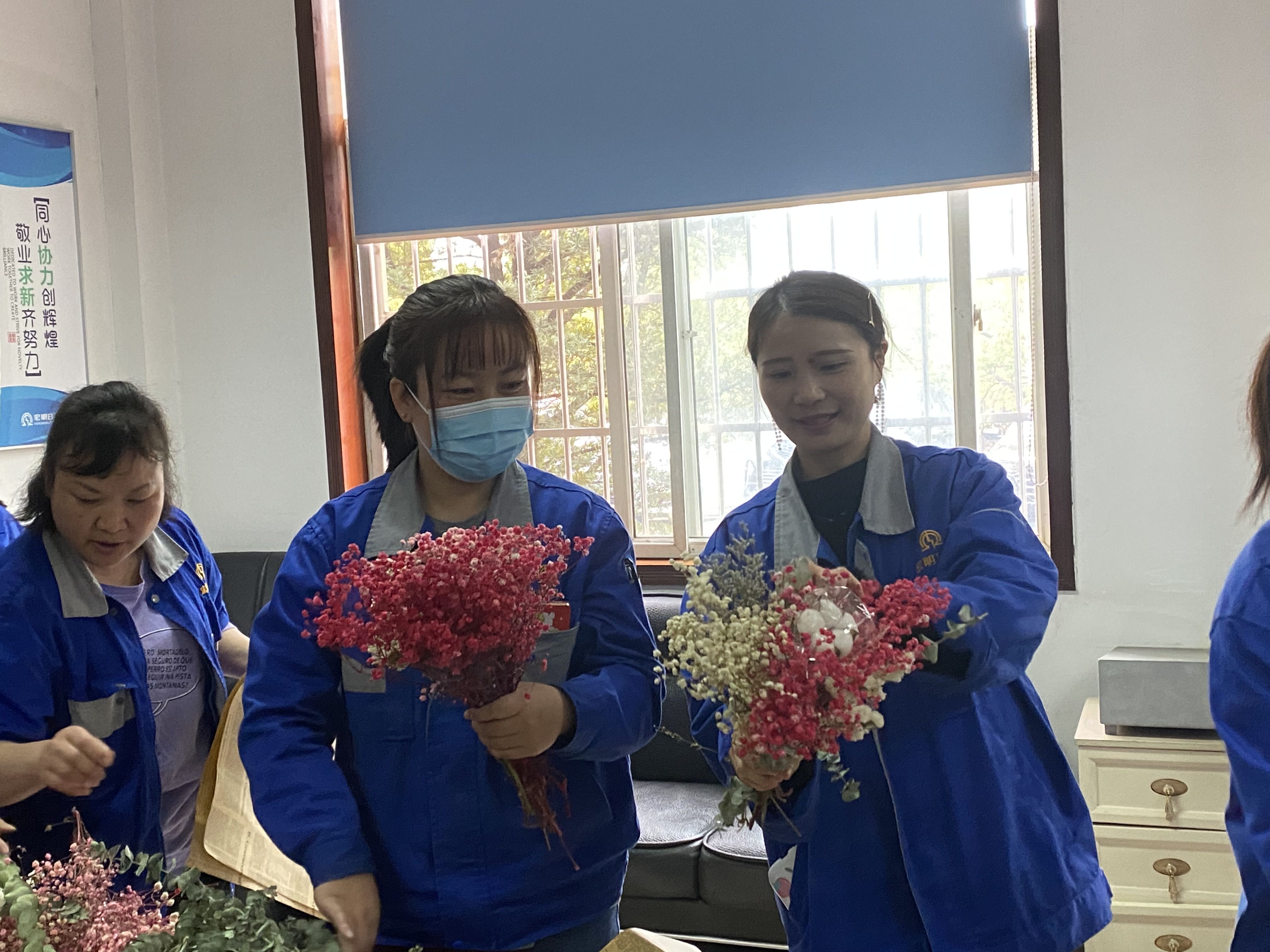 乐竞体育·（中国）手机网页版,宏明日望,株洲电子科技,湖南电容器,株洲电容器,电容器